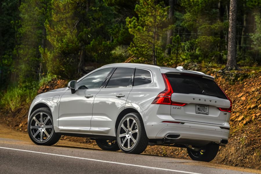  Volvo XC60 T8 Inscription 2017 года  (NA) (фото 21 из 23)